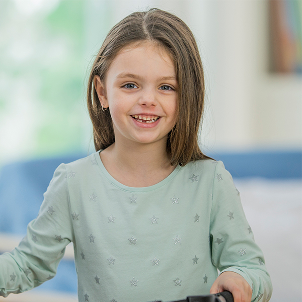 Child passive smoking ‘increases chronic lung risk’