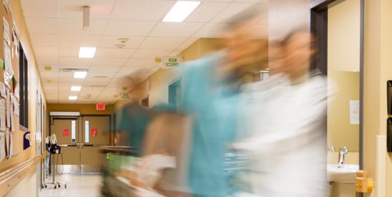 Expectant mothers to be given same midwife throughout pregnancy in £40million NHS promise