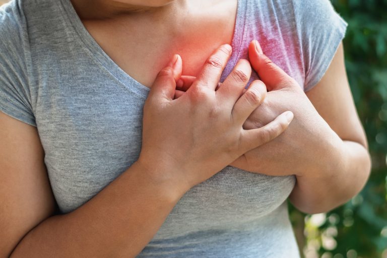 Inequalities in heart attack care ‘costing women’s lives’