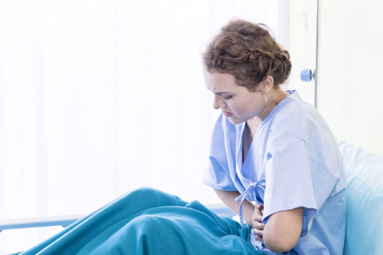 Offer cancer screenings during lunch breaks, report urges